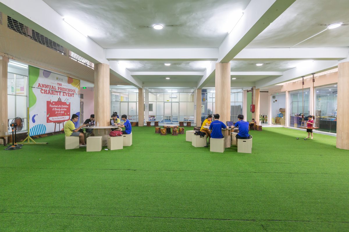 Sân trường Việt Anh Gò Vấp — không gian học tập và sinh hoạt của học sinh