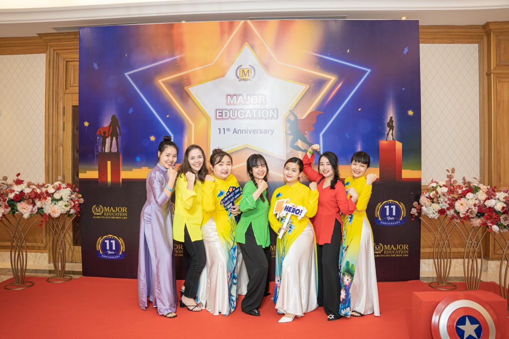 Lễ truyền thống Major Education 11th Anniversary - "It's time to be a Hero"